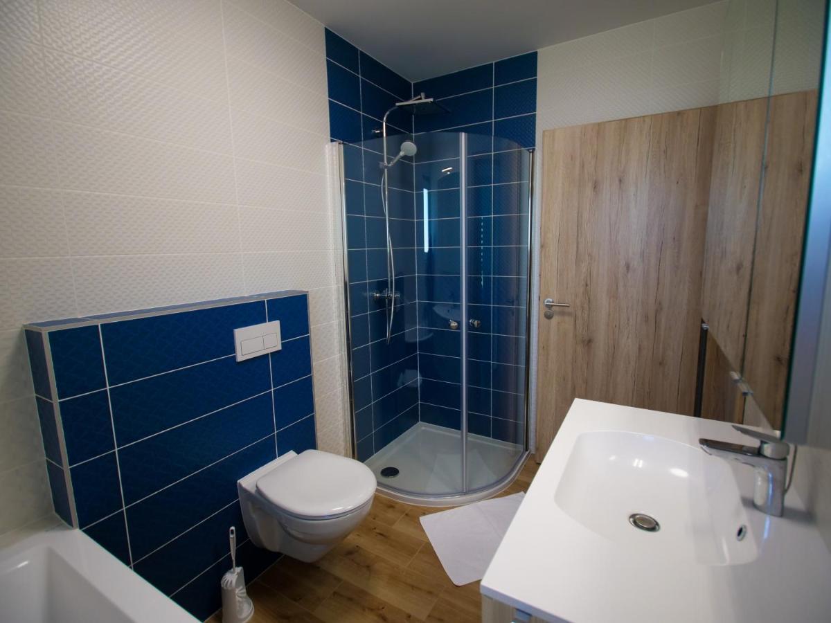 Zea Apartmanhaz Lägenhet Balatonfenyves Exteriör bild