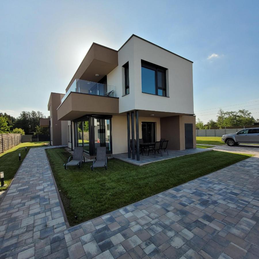 Zea Apartmanhaz Lägenhet Balatonfenyves Exteriör bild
