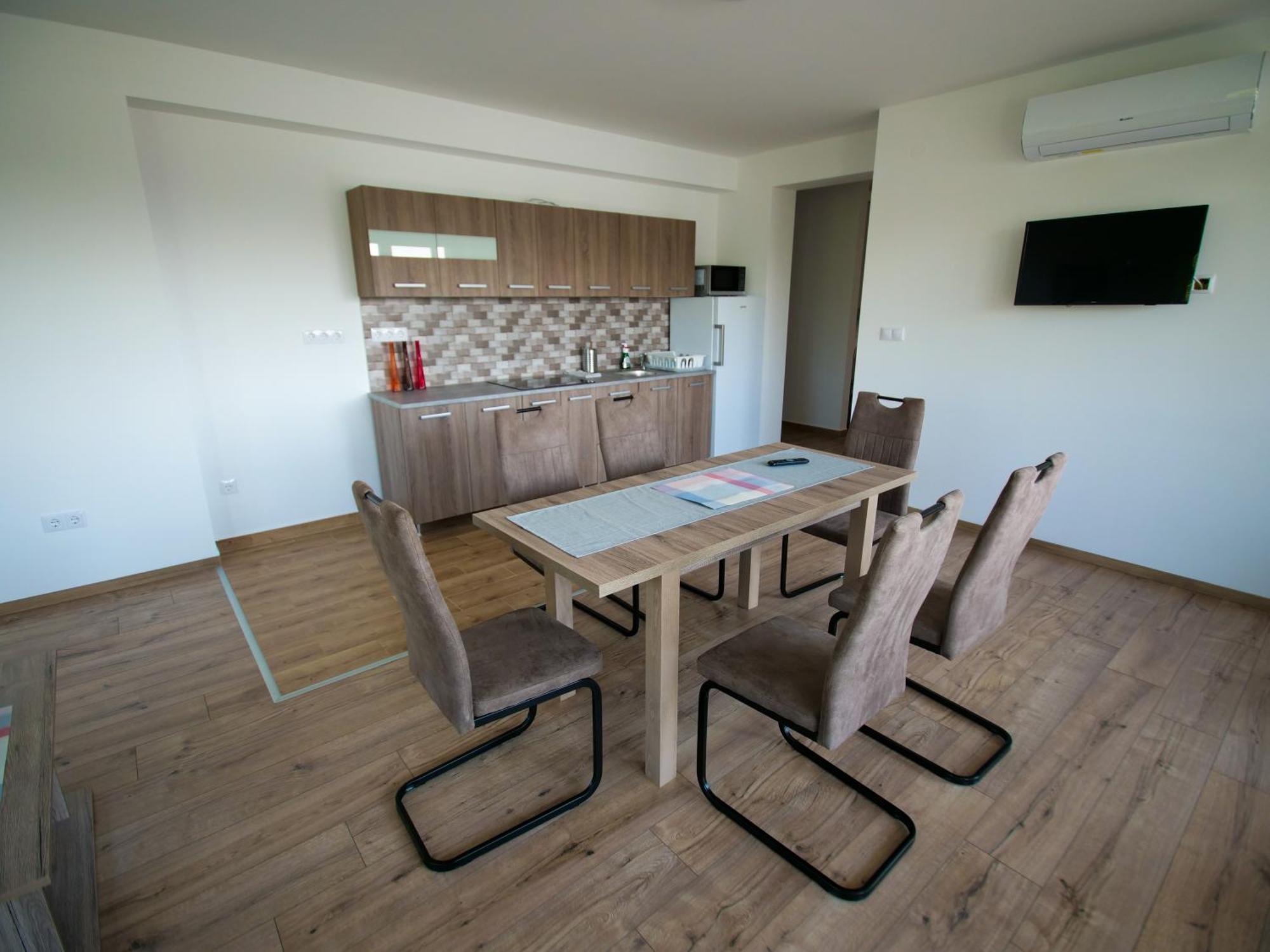 Zea Apartmanhaz Lägenhet Balatonfenyves Exteriör bild