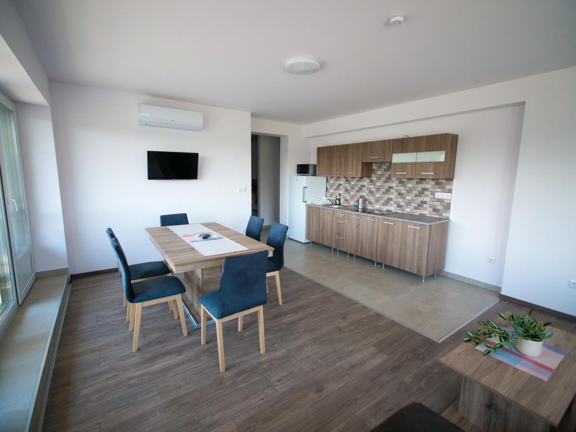 Zea Apartmanhaz Lägenhet Balatonfenyves Exteriör bild