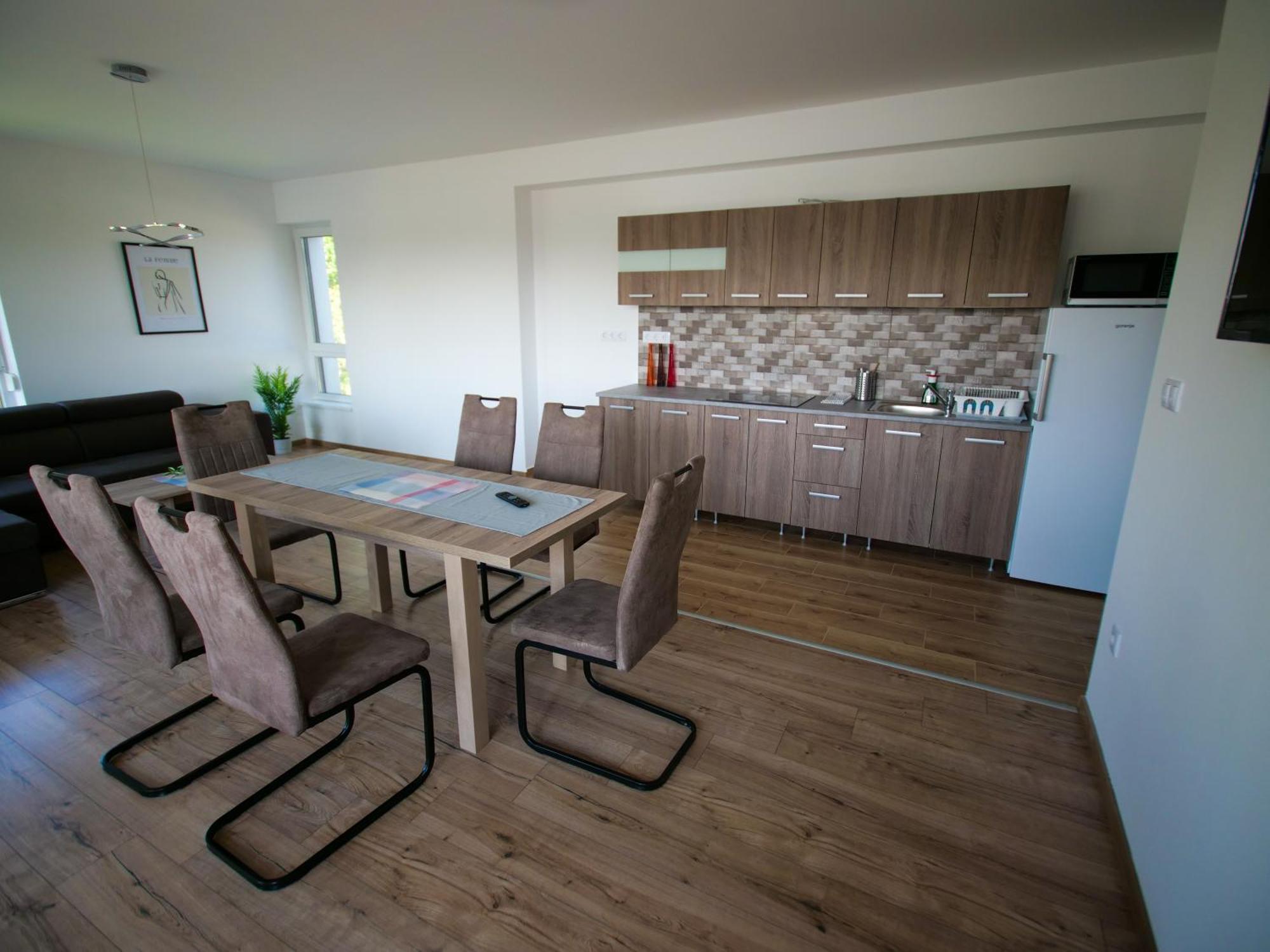 Zea Apartmanhaz Lägenhet Balatonfenyves Exteriör bild