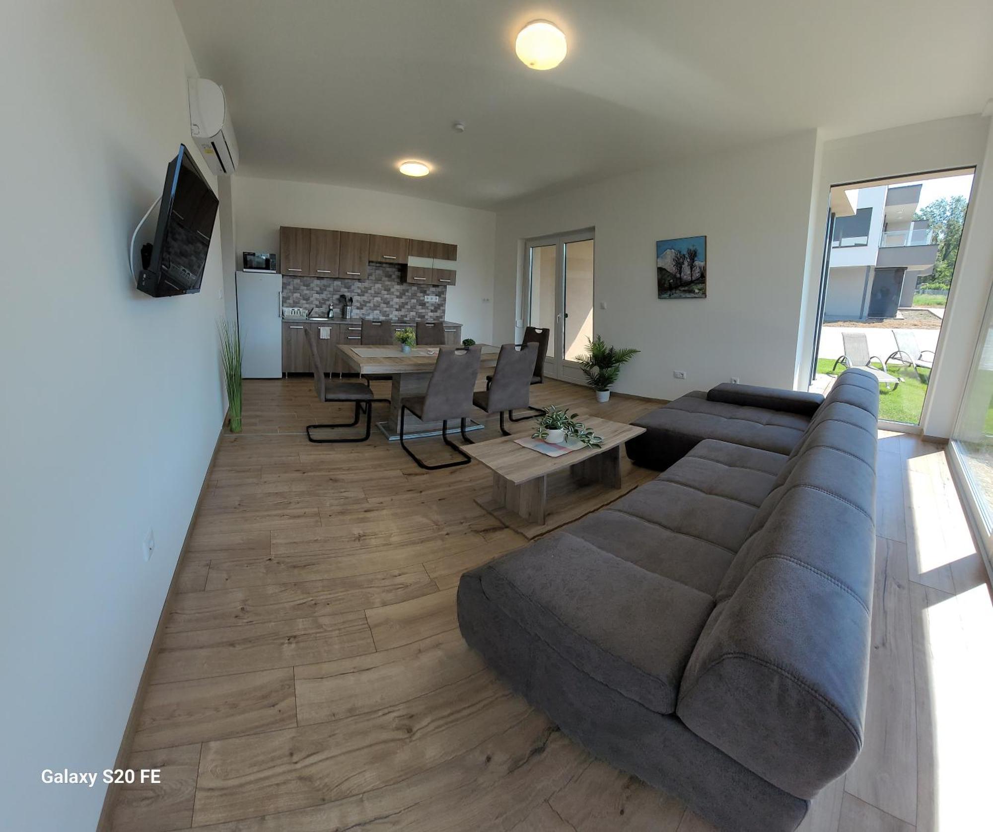 Zea Apartmanhaz Lägenhet Balatonfenyves Exteriör bild